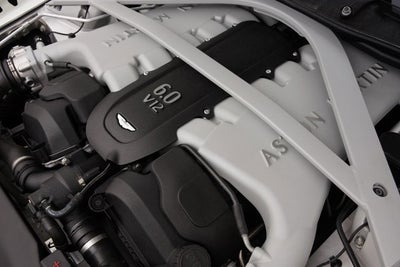 2015 Aston Martin DB9 Carbon Edition