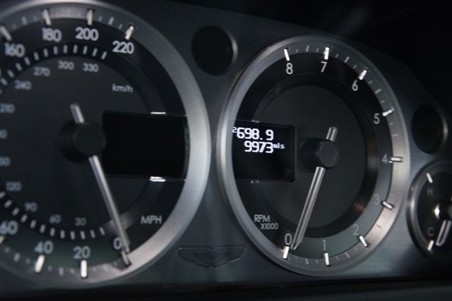 2015 Aston Martin DB9 Volante