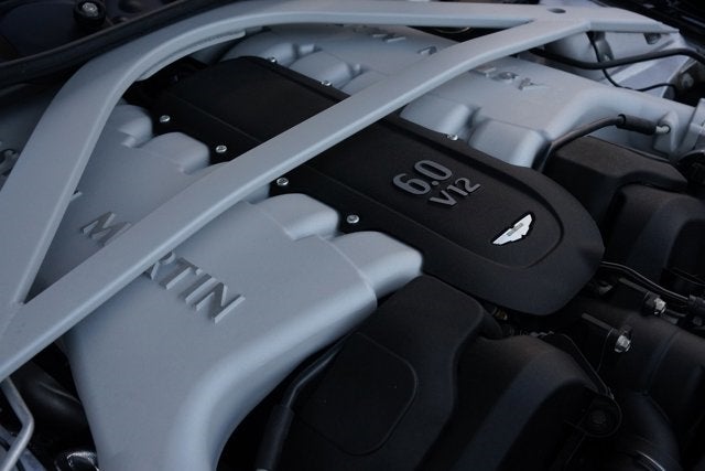 2015 Aston Martin DB9 Volante