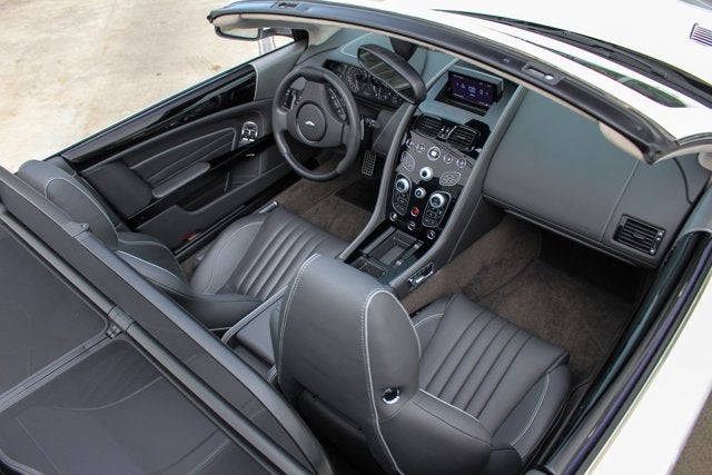 2016 Aston Martin DB9 GT Volante