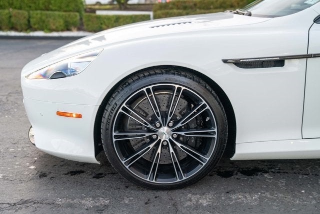 2015 Aston Martin DB9 Carbon Edition