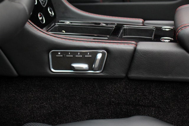 2016 Aston Martin DB9 Volante