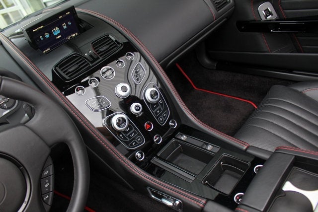 2016 Aston Martin DB9 Volante