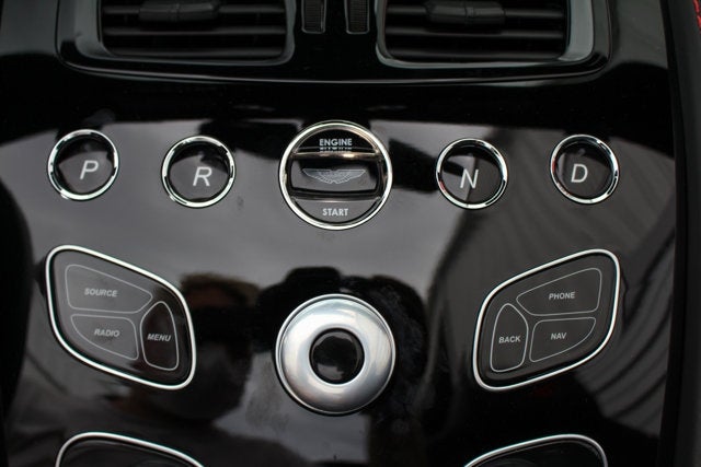 2016 Aston Martin DB9 Volante