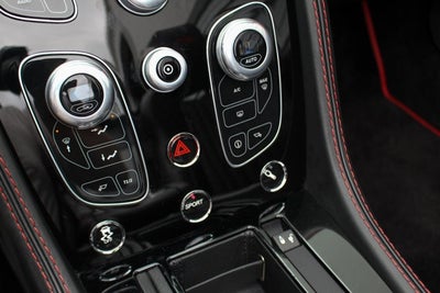 2016 Aston Martin DB9 Volante