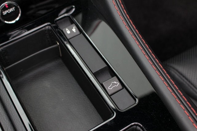 2016 Aston Martin DB9 Volante