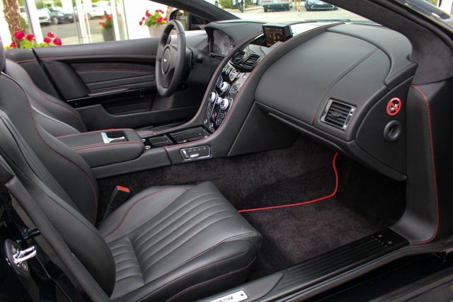 2016 Aston Martin DB9 Volante