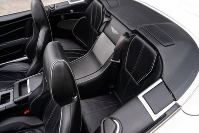 2015 Aston Martin DB9 2dr Volante Auto