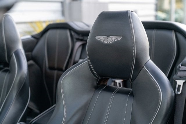 2015 Aston Martin DB9 2dr Volante Auto