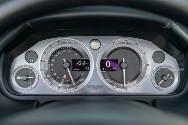 2015 Aston Martin DB9 2dr Volante Auto