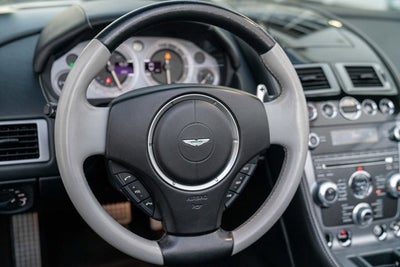 2015 Aston Martin DB9 2dr Volante Auto