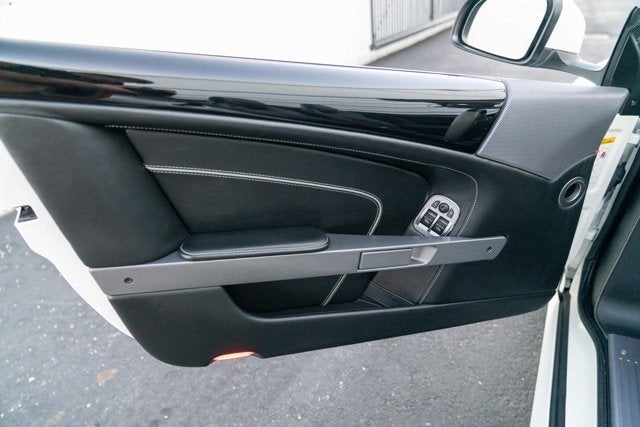 2015 Aston Martin DB9 2dr Volante Auto