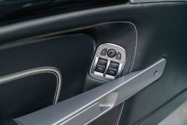 2015 Aston Martin DB9 2dr Volante Auto