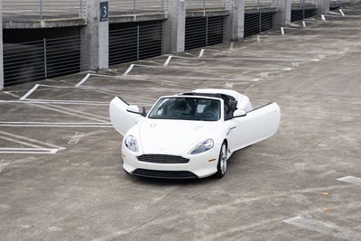 2015 Aston Martin DB9 2dr Volante Auto