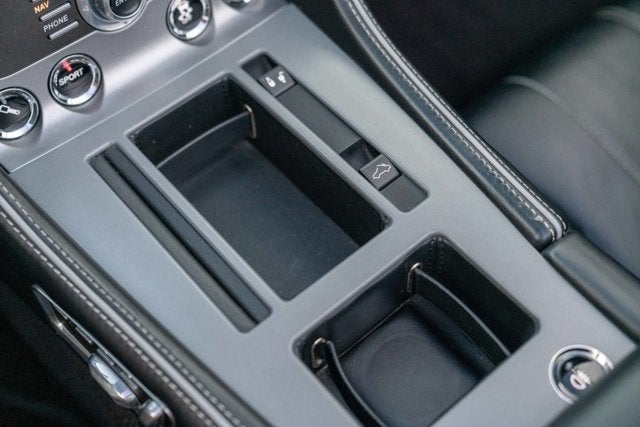 2015 Aston Martin DB9 2dr Volante Auto