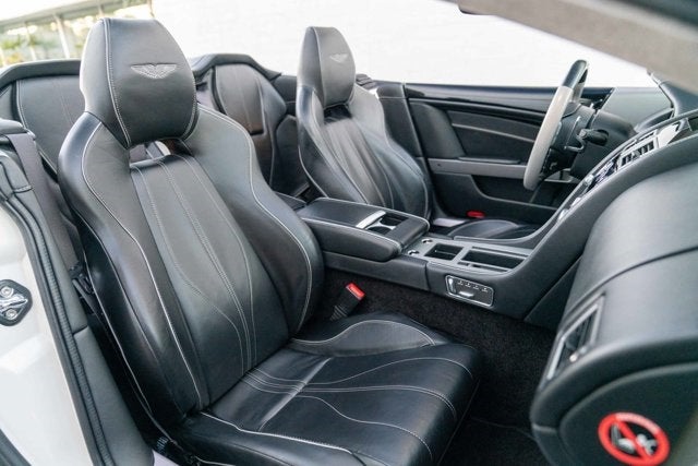 2015 Aston Martin DB9 2dr Volante Auto