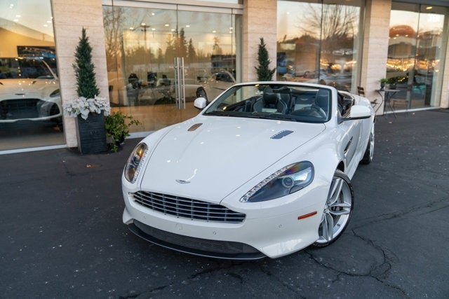 2015 Aston Martin DB9 2dr Volante Auto