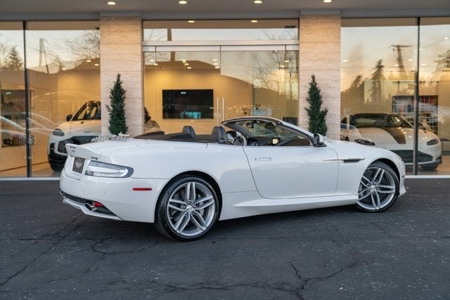2015 Aston Martin DB9 2dr Volante Auto