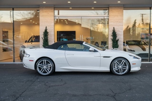 2015 Aston Martin DB9 2dr Volante Auto