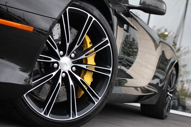 2015 Aston Martin DB9 Carbon Edition Volante