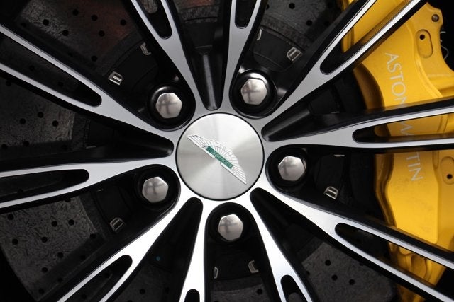 2015 Aston Martin DB9 Carbon Edition Volante