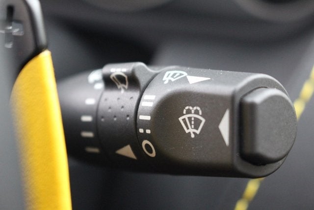 2015 Aston Martin DB9 Carbon Edition Volante