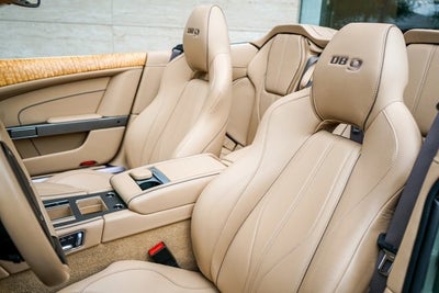 2015 Aston Martin DB9 Volante