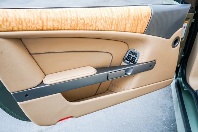 2015 Aston Martin DB9 Volante