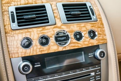 2015 Aston Martin DB9 Volante