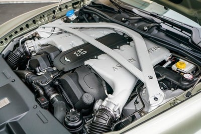 2015 Aston Martin DB9 Volante