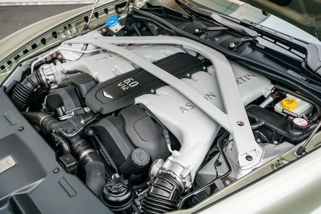 2015 Aston Martin DB9 Volante