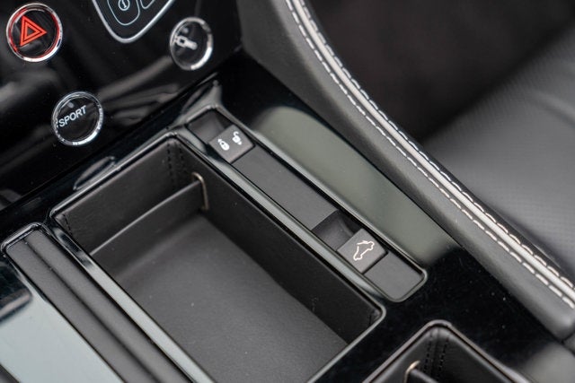 2016 Aston Martin DB9 GT Volante