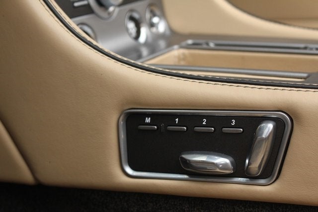 2015 Aston Martin DB9 Volante