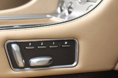 2015 Aston Martin DB9 Volante