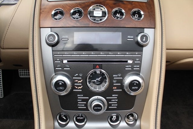 2015 Aston Martin DB9 Volante