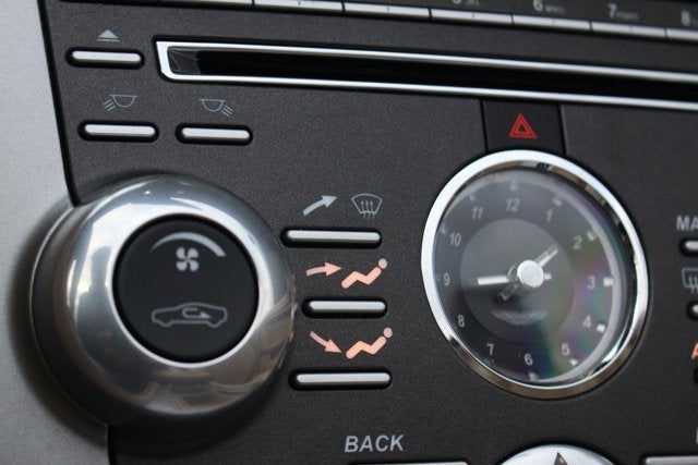 2015 Aston Martin DB9 Volante