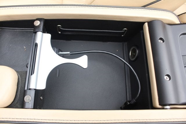 2015 Aston Martin DB9 Volante