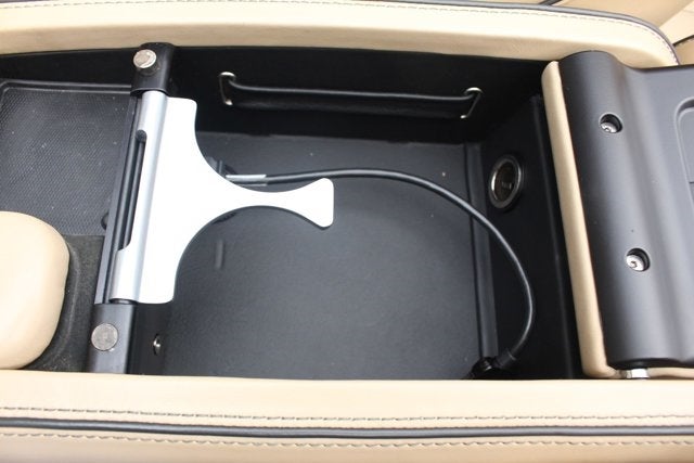 2015 Aston Martin DB9 Volante