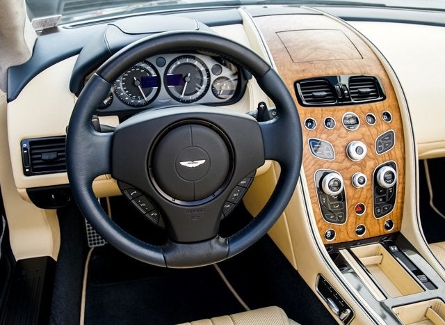 2016 Aston Martin DB9 GT Volante