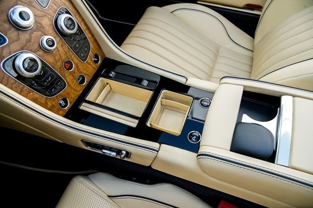 2016 Aston Martin DB9 GT Volante