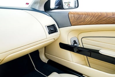 2016 Aston Martin DB9 GT Volante