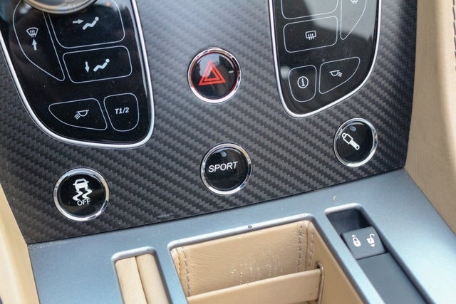 2016 Aston Martin DB9 GT Volante