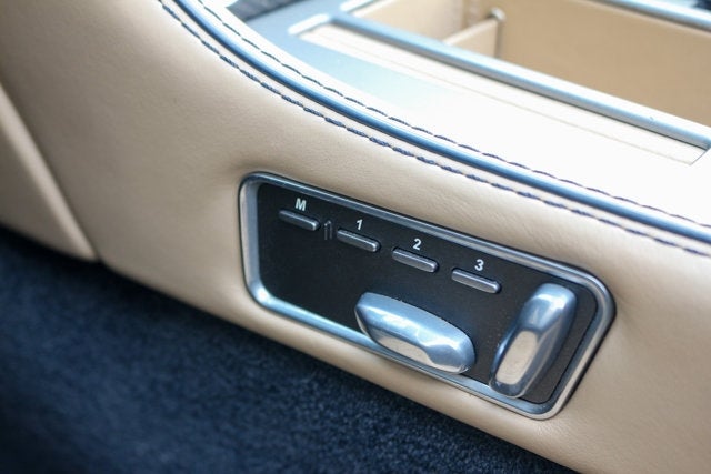 2016 Aston Martin DB9 GT Volante