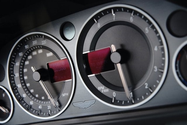 2010 Aston Martin DBS Volante