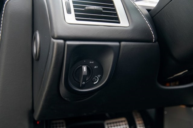 2010 Aston Martin DBS Volante