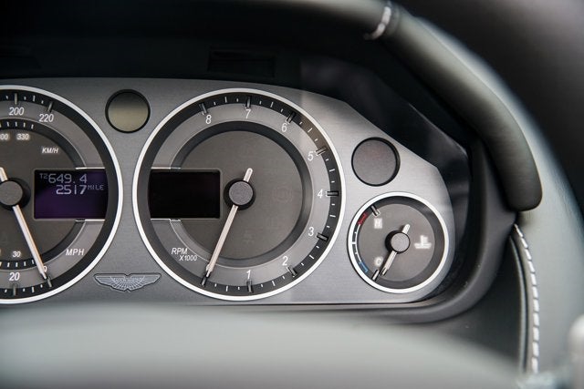 2010 Aston Martin DBS Volante