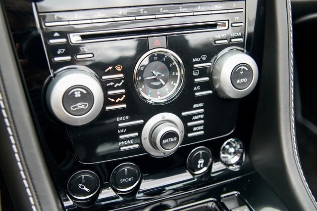 2010 Aston Martin DBS Volante