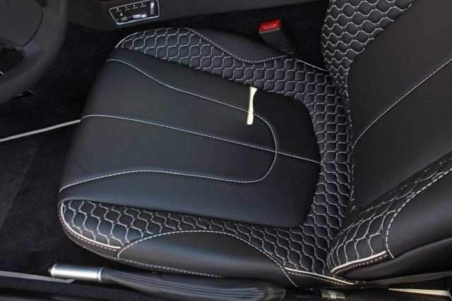 2014 Aston Martin Vanquish 2dr Cpe