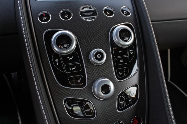 2014 Aston Martin Vanquish 2dr Cpe