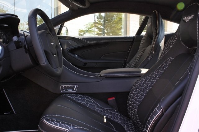 2014 Aston Martin Vanquish 2dr Cpe